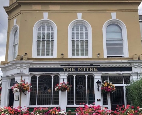 The Mitre is Also a Restaurant in London Serving Pizza
