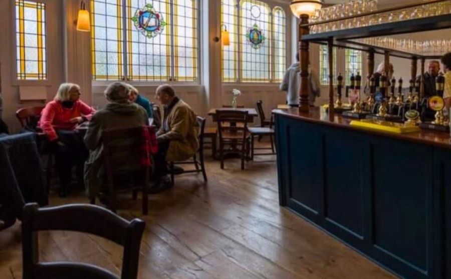 Searching for Pub Pizza Near Me? Discover The Mitre
